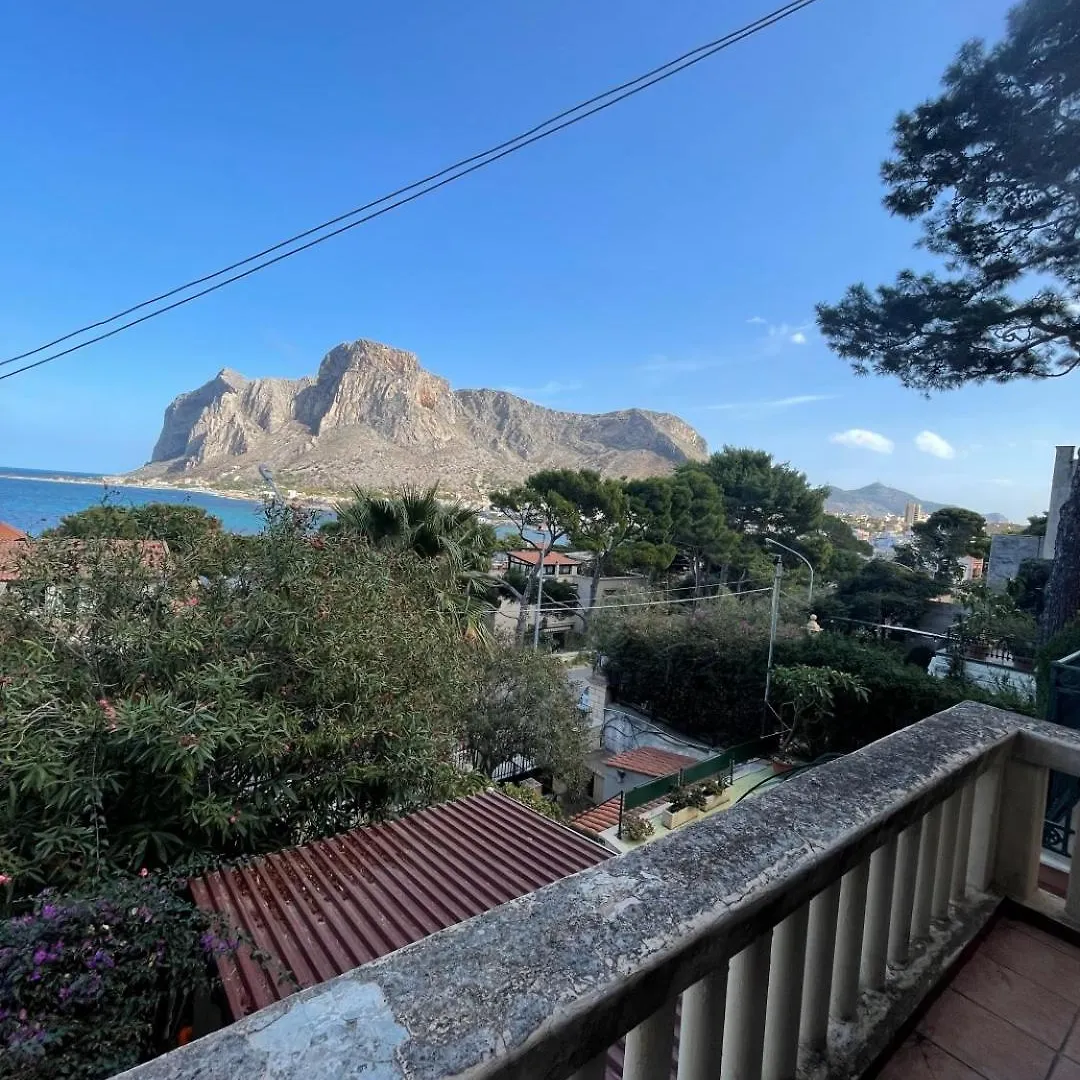 Hotel Finestra Sul Mare à Palerme Maison d'hôtes